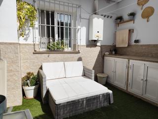 Casa adossada  Calle antequera. Casa amueblada ideal familia