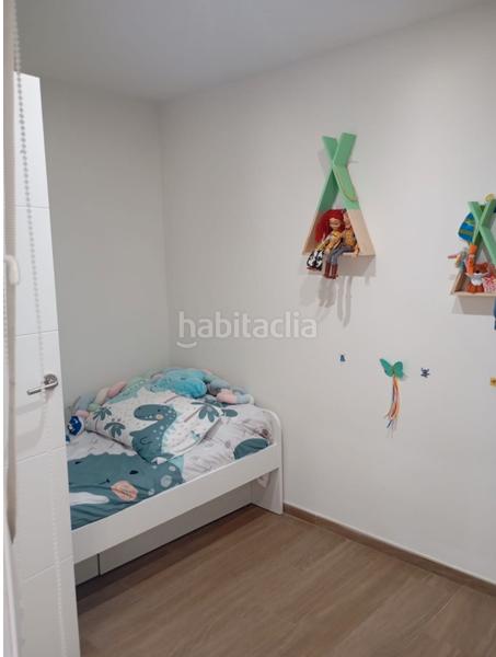 Foto 405f77bc-1678-438b-ab5f-5038a9f3d59a. Casa adosada en Aldaia