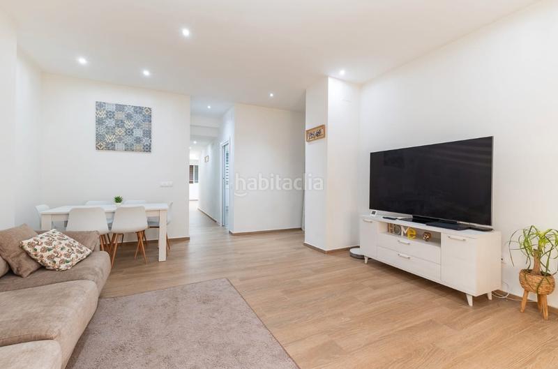 Foto ac09d26c-1288-4bfa-9b8e-daa442372bf8. Casa adosada en Aldaia