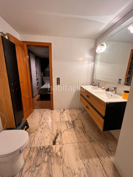 Foto a2fe3736-fa46-4227-976f-9d3a74531244. Piso en Sant Isidre Valencia