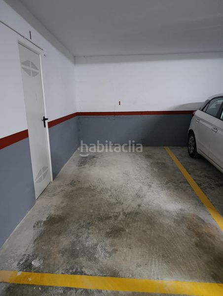 Foto 8e93fb3a-34d2-4d58-a533-bdbc40fe336c. Aparcament cotxe a Benetússer