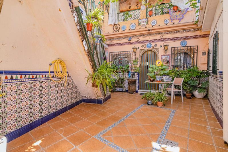 Foto b1ad7dfb-b03e-410d-a9d4-5dd8fdf2c1d4. Chalet in Barrio de Albaicín Granada