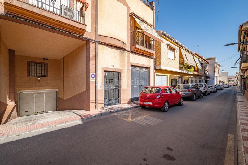 Foto a0745275-3e34-41d2-a116-ad1afe591d7b. Àtic a calle de palencia 36 a Las Tres Cruces Armilla
