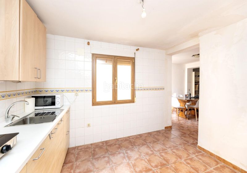 Foto a93a0669-ce3f-45a3-bf9e-d5c73df47828. Masía en calle calle san luis 11 en Gójar