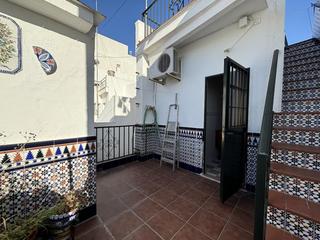 Chalet en Camas. Chalet adosado  camas