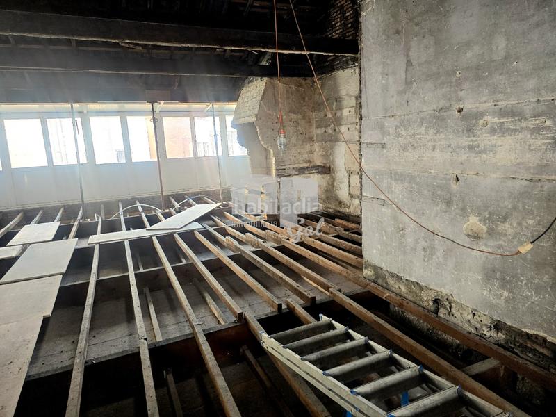 Foto 0d4d8c71-d505-4e5a-bb0b-c43bccad3102. Àtic a Centro - Areal Vigo