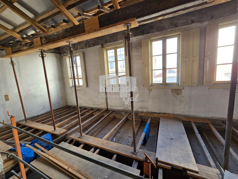 Foto ff73222a-377c-4e2d-aa51-1d025ba85258. Àtic a Centro - Areal Vigo