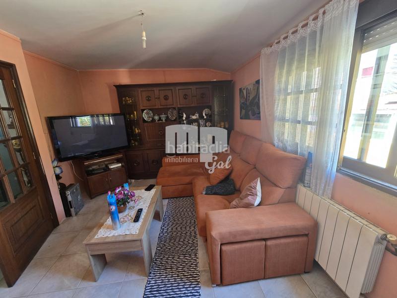 Foto 136efa7b-2171-4c77-ab26-320e118743cb. Casa adossada amb calefacció aparcament a Redondela