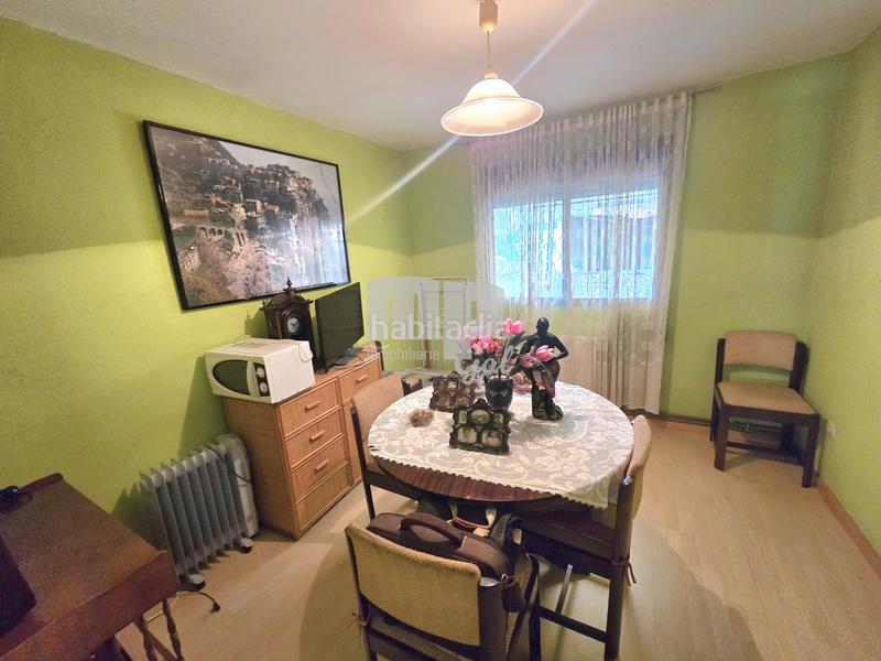 Foto a1046b06-8be7-4e54-adf8-354ddf6331ff. Casa adossada amb calefacció aparcament a Redondela