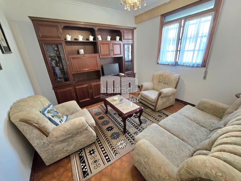 Foto d1447ab1-f18f-4a88-a24b-22b62376acf8. Casa adossada amb calefacció aparcament a Redondela