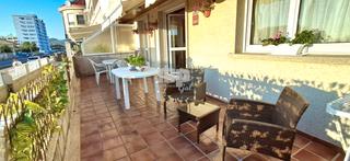 Pis  Estrada pola vía. Apartamento en frente de la playa