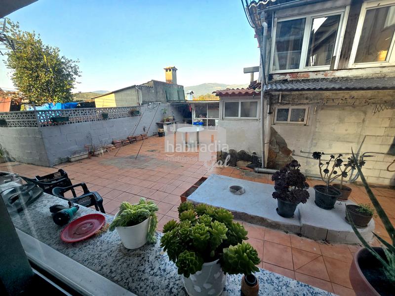 Foto bff0fa0c-1584-4bd1-898b-8cef76e7ff73. Casa en Porriño (O)