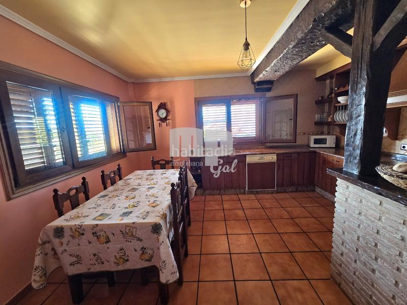 Foto cbbe4766-11e5-4e80-ab7b-3bcd28d181df. Chalet en camiño pazo de soutoxuste 21 casa con vistas al mar y acceso a calas en Redondela