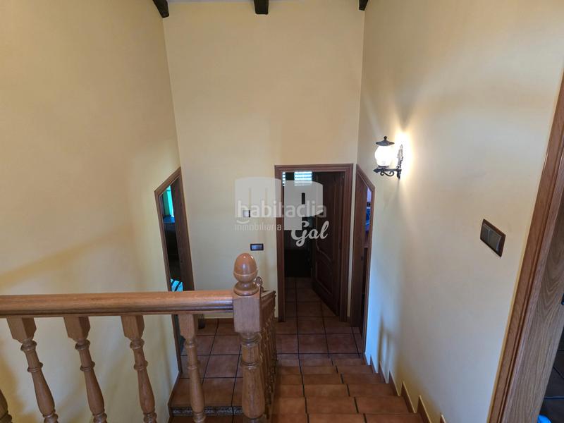 Foto e3fdf4c7-8721-4e89-a71a-a4950c146532. Chalet en camiño pazo de soutoxuste 21 casa con vistas al mar y acceso a calas en Redondela