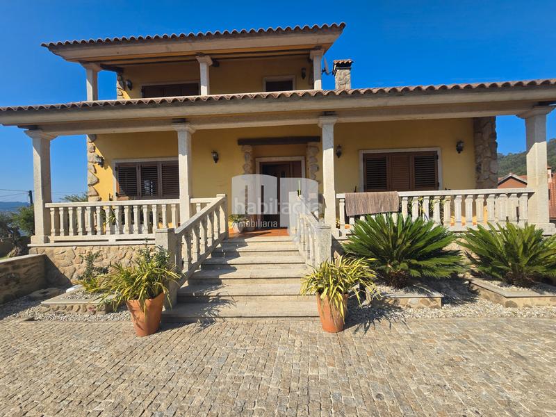 Foto f4486746-6cba-4726-8d6e-b8752c6a2aae. Chalet en camiño pazo de soutoxuste 21 casa con vistas al mar y acceso a calas en Redondela