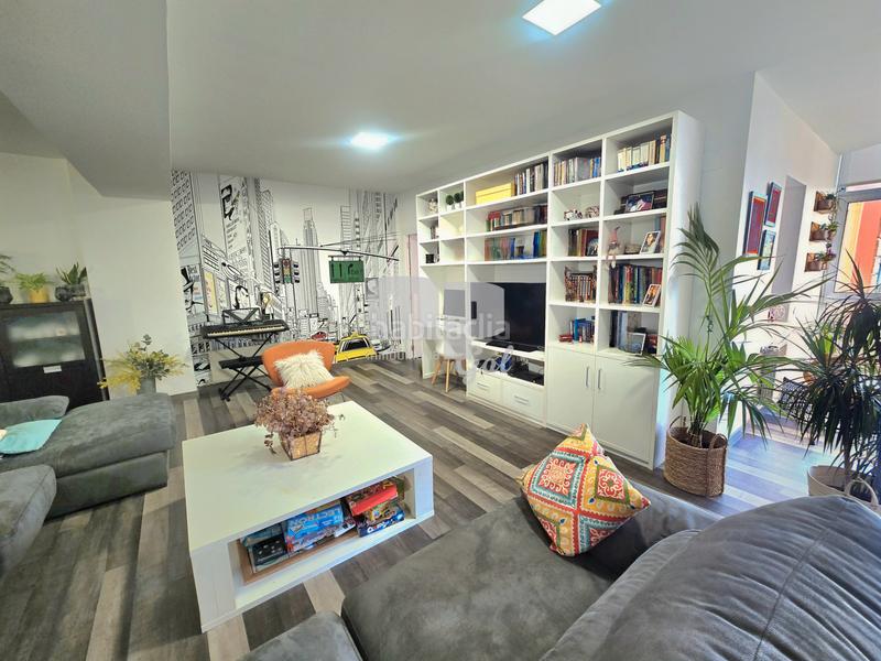 Foto 11c0e64f-1226-42e9-8f5b-70fe2c3c3424. Appartement avec chauffage dans Plaza Independencia Vigo