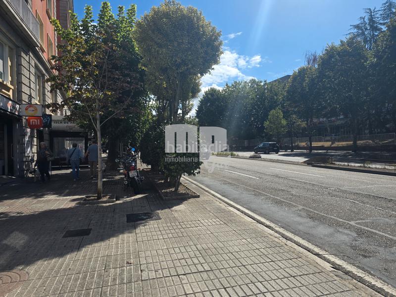 Foto 193ce486-603c-4873-bbd8-f5e77e5db418. Piso en Plaza Independencia Vigo