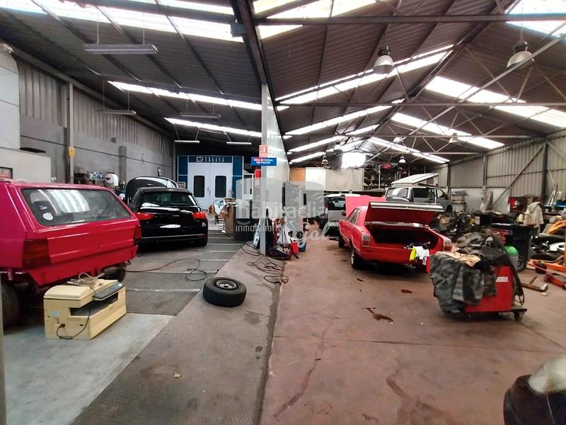 Foto 409af61e-922c-49bf-b220-275518b1c1c2. Local comercial en Valadares - Beade Vigo