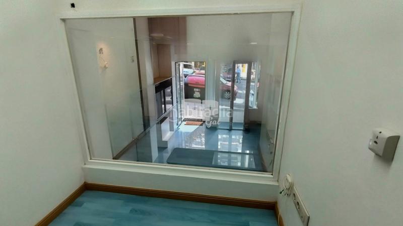 Foto 73d7a6f6-4143-4fa0-886b-8f0bcc44e81c. Local comercial a As Travesas - Balaidos Vigo