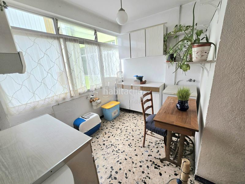 Foto 01a9d8dd-1996-43bc-9cb4-7da37eaf60a7. Etagenwohnung mit heizung parking in O Castro Vigo