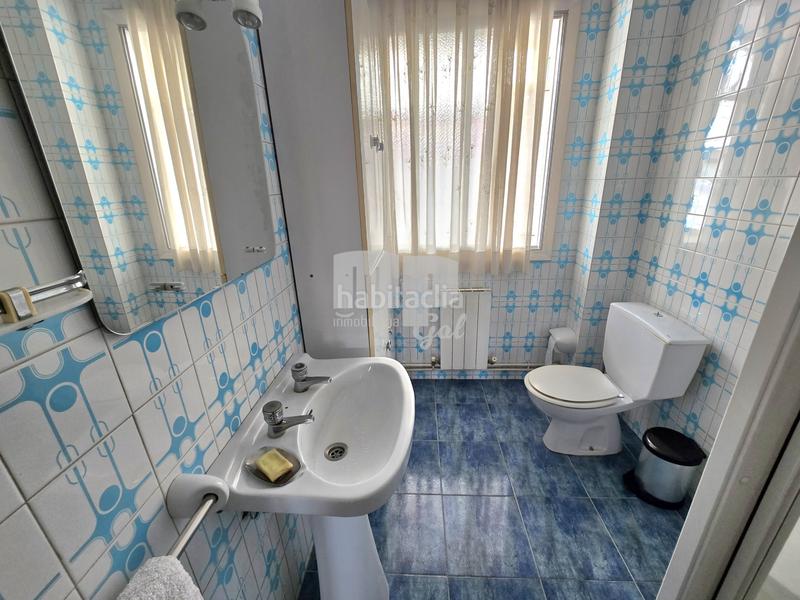 Foto 1993cc35-7836-4d34-b5ad-c1d833f53fe1. Flat with heating parking in O Castro Vigo