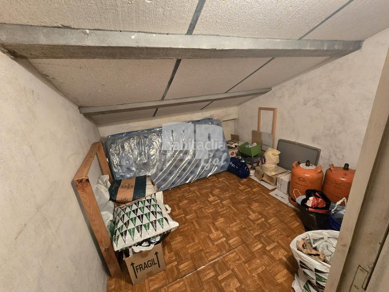 Foto 3fb621c2-c46d-421b-a36a-49711b6b5255. Piso en Casco Vello Vigo