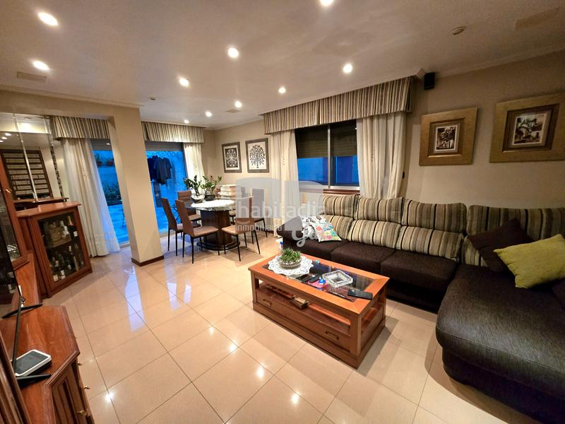 Foto 308ebc72-ae20-4e10-84b7-2e355a605a9e. Flat with heating in travesía de Vigo - san xoán Vigo