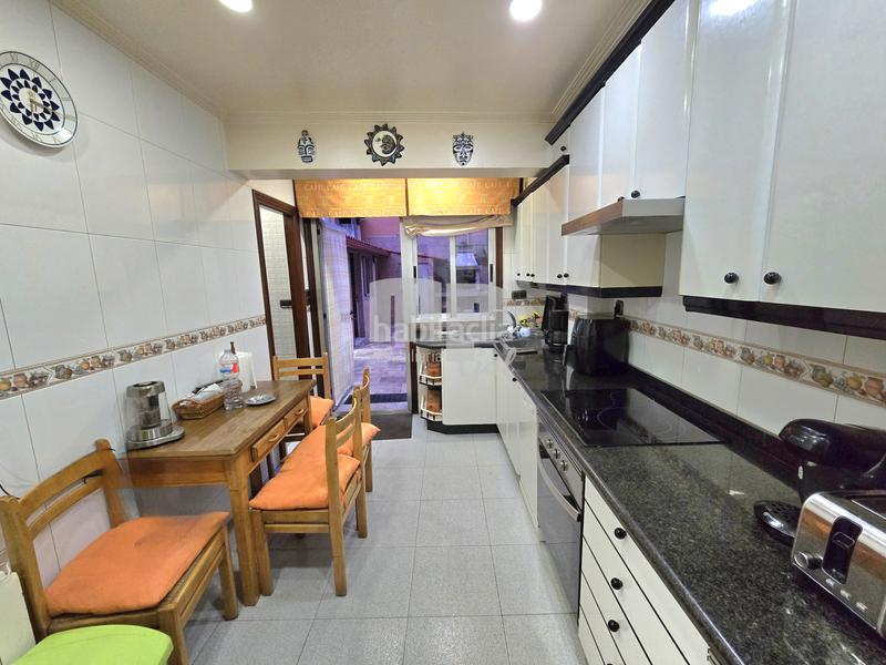 Foto 62a6e74b-2c3f-450c-ae97-d21792a7b9c8. Flat with heating in travesía de Vigo - san xoán Vigo