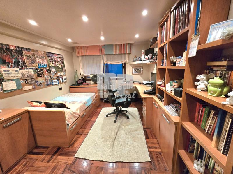 Foto 836049ca-6a45-4410-a2bc-1b9c6c49f2aa. Piso en travesía de Vigo - san xoán Vigo