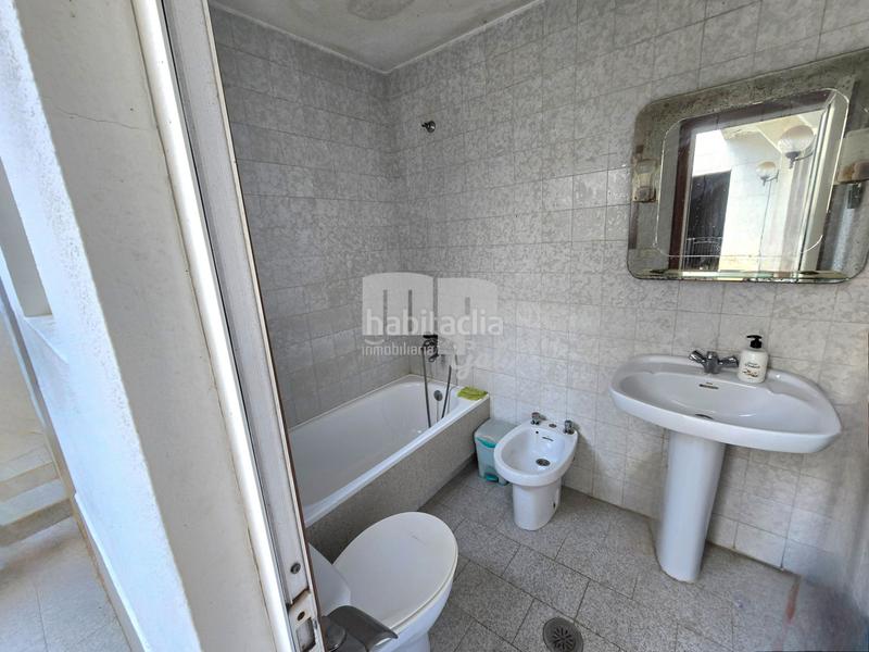 Foto ee62bd38-f49e-4394-bf81-450f674dd548. Maison jumelée avec cheminée chauffage parking dans Vigo