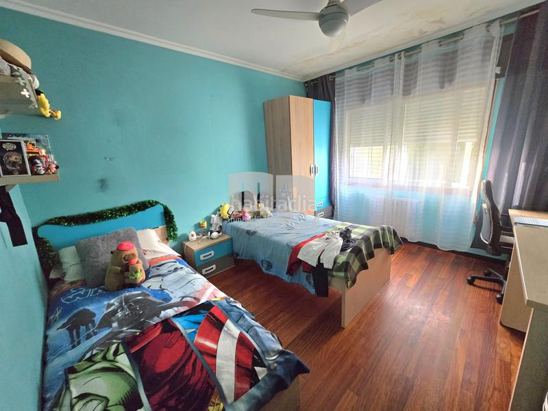 Foto 9bbb92a1-e17f-43fb-b181-d6745f8f7d8d. Reihenhaus mit kamin heizung parking in Lavadores Vigo