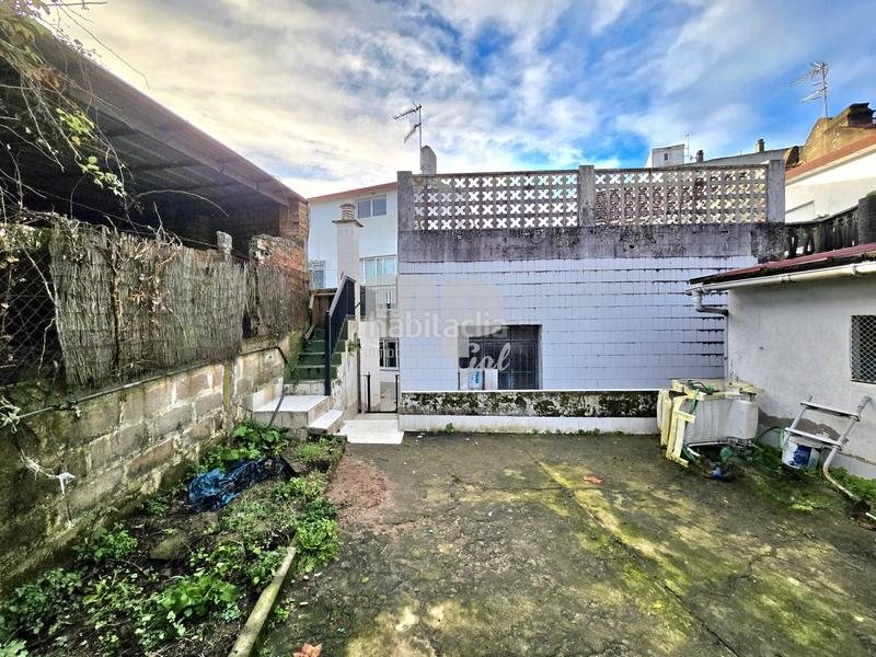 Foto 18caa892-eee6-4b16-a0cc-30396f32950a. Semi detached house with fireplace heating parking in Vigo