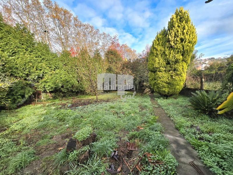 Foto 72d0f62a-276a-4fe0-a806-17e119ef9e43. Semi detached house with fireplace heating parking in Vigo