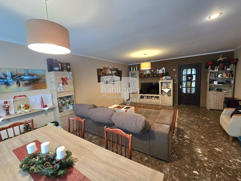 Foto 7b32876b-5dcc-4eab-977d-1bba39d5d4f0. Semi detached house with fireplace heating parking in Vigo