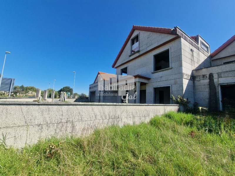 Foto 52975bf0-bb00-4928-862f-916c10a61bd9. Towny house with parking in Baiona
