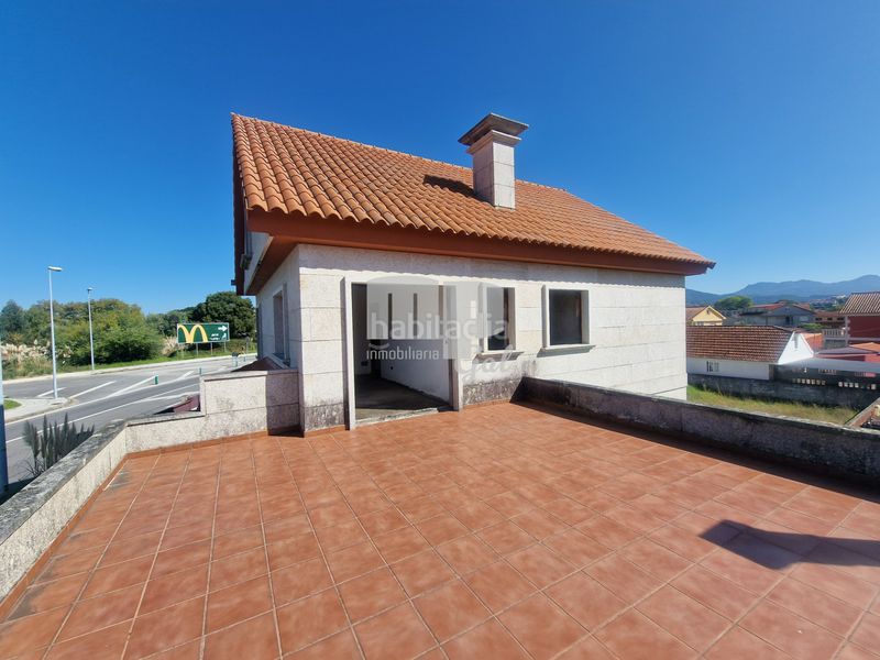 Foto c500e146-8fa0-456e-a8bf-3d1f82f8bc23. Towny house with parking in Baiona