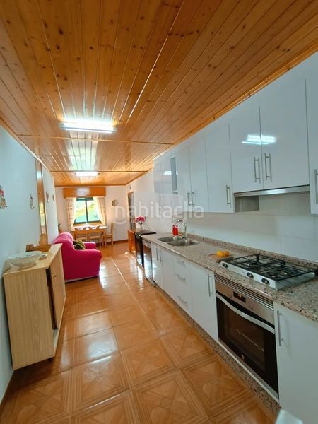 Foto 8be7ce1a-57ba-47d2-a808-473b51d93ce2. Chalet en Redondela