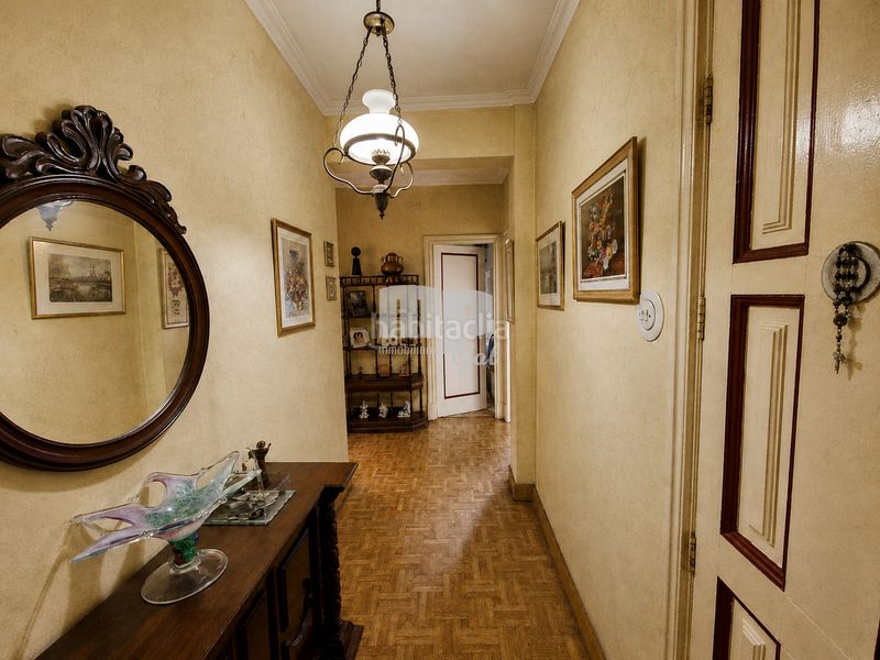 Foto be4c5214-f43d-497a-95bd-458104631339. Edificio in Teis Vigo