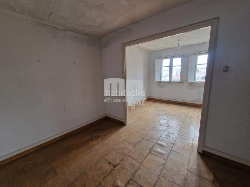 Foto db3ccbca-8fd2-41f6-8530-04855a9fc4a2. Edificio en Teis Vigo