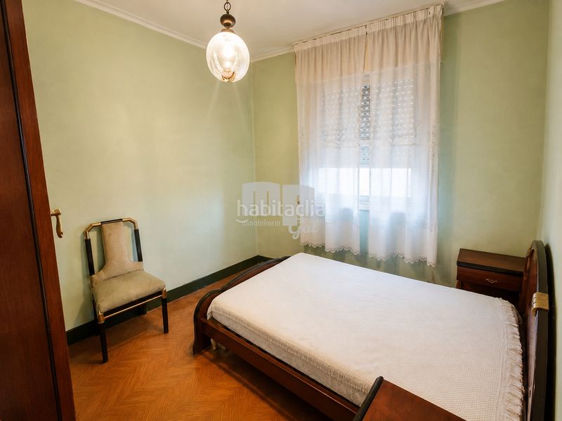 Foto e1911c7e-1644-4a53-9249-be6e0e1d03cc. Edificio en Teis Vigo