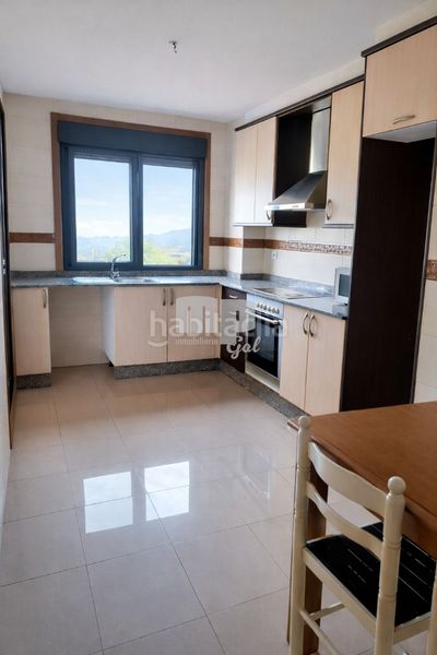 Foto 051c94d9-573f-405b-9abd-2e2c825e1087. Pis amb calefacció aparcament a Soutomaior