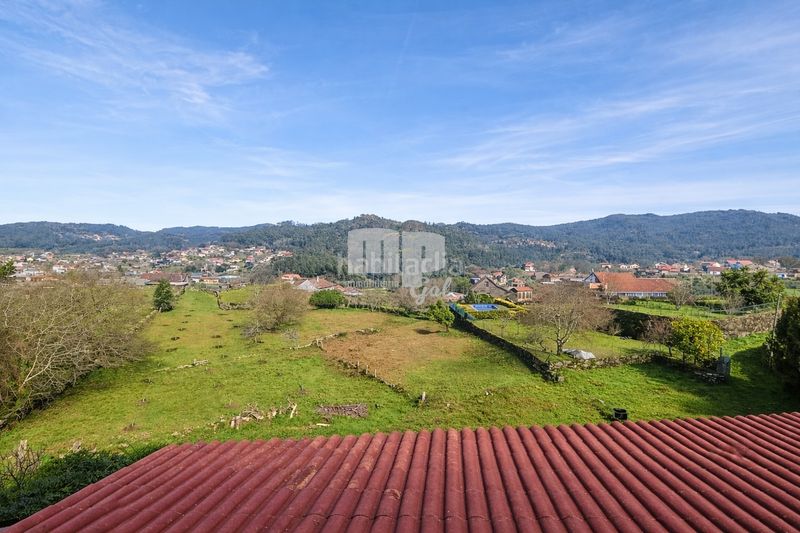 Foto efcfd2f3-9521-4bd9-8f95-d004ce4f0fd3. Pis amb calefacció aparcament a Soutomaior