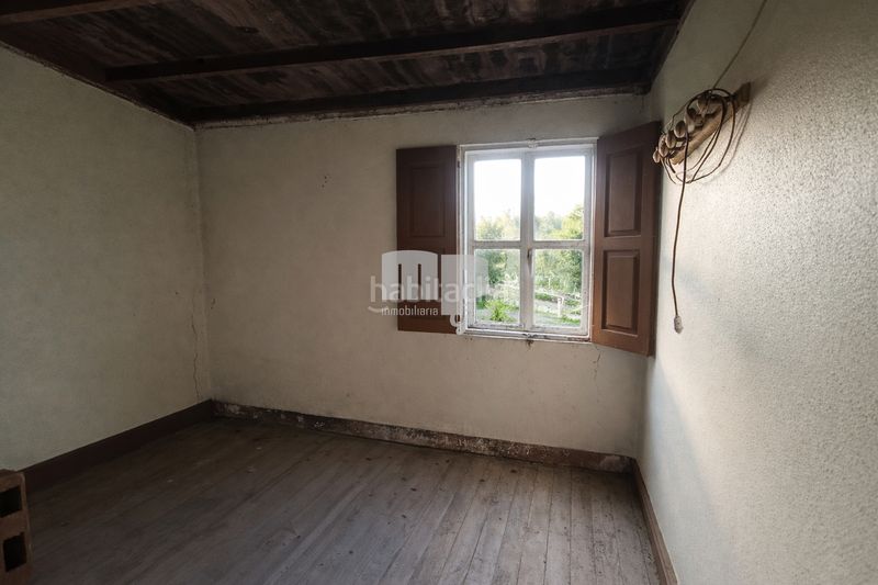 Foto d962785c-3b8c-40aa-9f70-d9e126f10ee3. Masia a Ponteareas