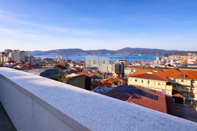 Foto 91df8fbc-f87e-4a0d-a272-33c88a6b91c0. Apartamento en Plaza España - Corte Inglés Vigo