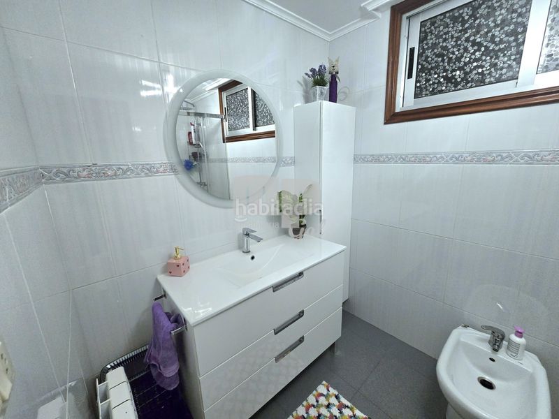 Foto 1960ee74-72f2-431a-9445-c9f6fdabf6f3. Casa adossada amb calefacció aparcament a Redondela