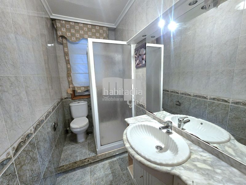 Foto 95e6eada-cbca-48a0-9712-c8a30f0acd28. Casa adossada amb calefacció aparcament a Redondela