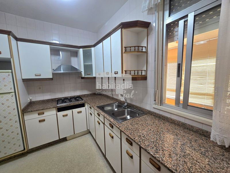 Foto d5d65fd9-54e6-49e5-a47d-866d0ebecde4. Casa adossada amb calefacció aparcament a Redondela