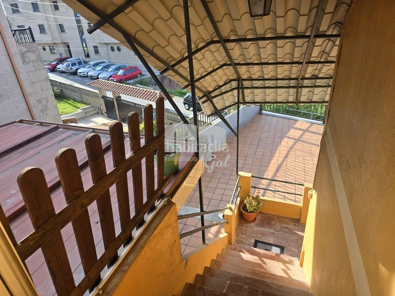 Foto eeaf3401-033d-41ff-80cd-ee8675de0635. Casa adossada amb calefacció aparcament a Redondela