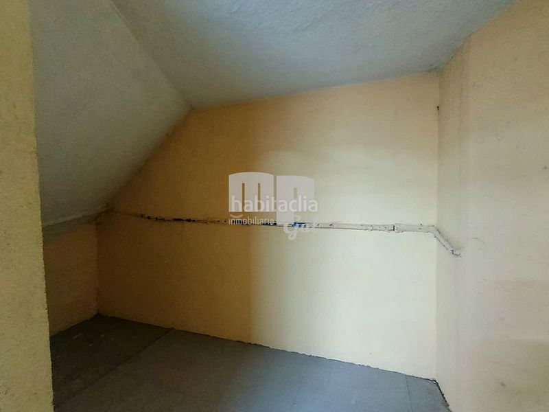 Foto 891f1106-dee1-4c35-a71c-7d77bd31f293. Planta baja en Redondela