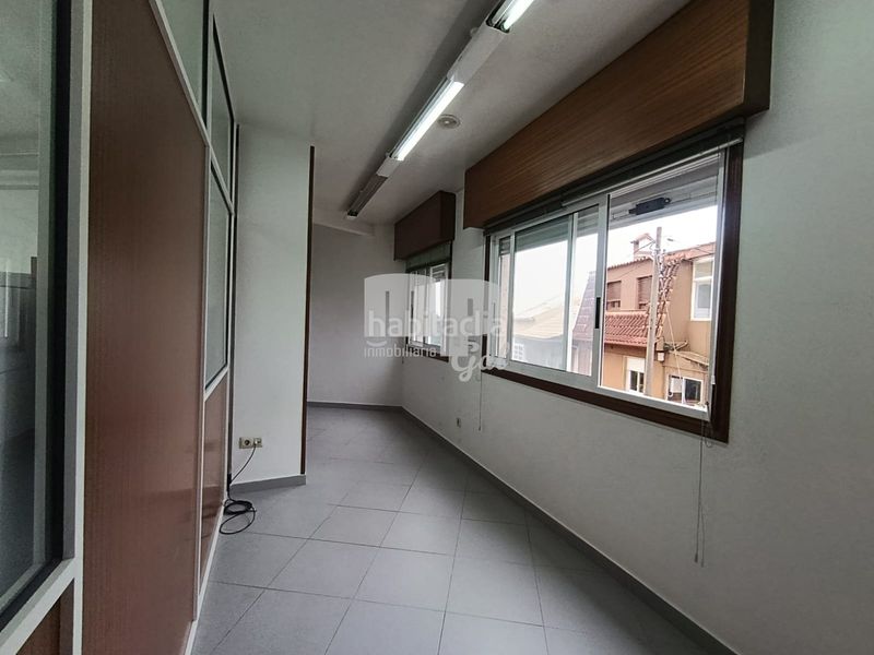 Foto b9fe0348-6609-4c7d-8b87-1a14d03b014e. Planta baja en Redondela